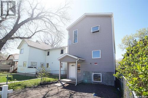 1352 Angus Street, Regina, SK - Outdoor