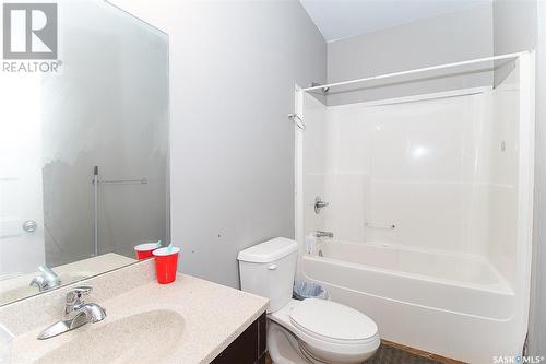 1352 Angus Street, Regina, SK - Indoor Photo Showing Bathroom