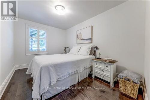 19 Yorkview Drive, Toronto (Stonegate-Queensway), ON - Indoor Photo Showing Bedroom