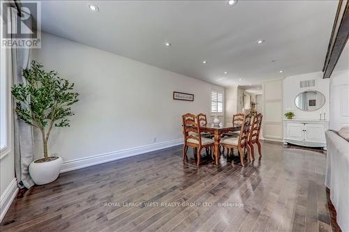 19 Yorkview Drive, Toronto (Stonegate-Queensway), ON - Indoor Photo Showing Dining Room