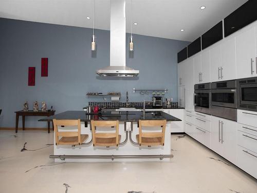 8076 Mapleward Road, Thunder Bay, ON - Indoor Photo Showing Kitchen