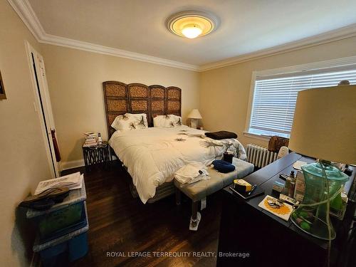 323 Lawrence Ave W, Toronto, ON - Indoor Photo Showing Bedroom