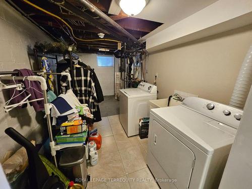 323 Lawrence Ave W, Toronto, ON - Indoor Photo Showing Laundry Room