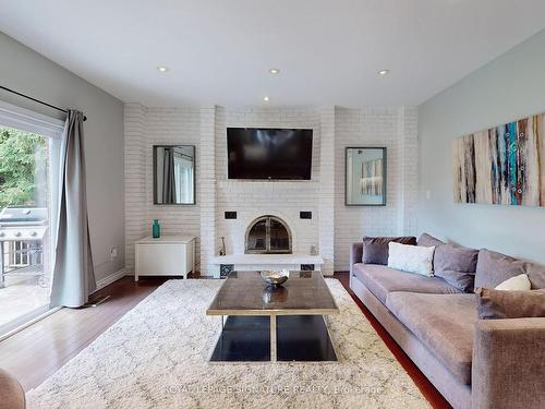 81 Garden Ave, Richmond Hill, ON - Indoor Photo Showing Living Room With Fireplace