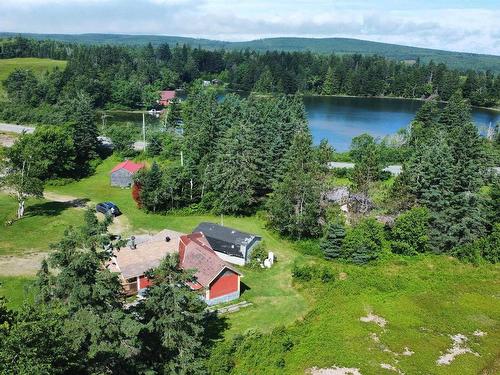 19 Farmington Road, Poison Lake, NS 