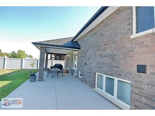 35 Belleview Drive, Kingsville, ON 