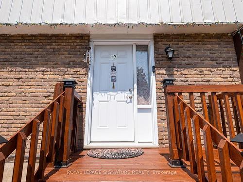 17-15 Tracey Park Dr, Belleville, ON - Outdoor