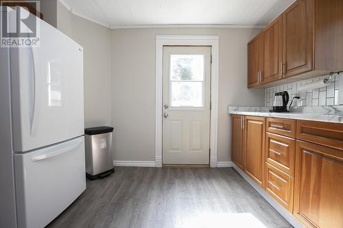 132 Woodward Ave, Sault Ste. Marie, ON - Indoor Photo Showing Kitchen