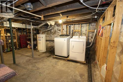 132 Woodward Ave, Sault Ste. Marie, ON - Indoor Photo Showing Laundry Room