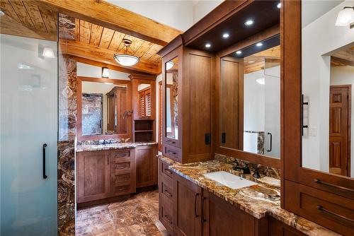 1194 Stirling Drive, Oakville, ON - Indoor Photo Showing Bathroom