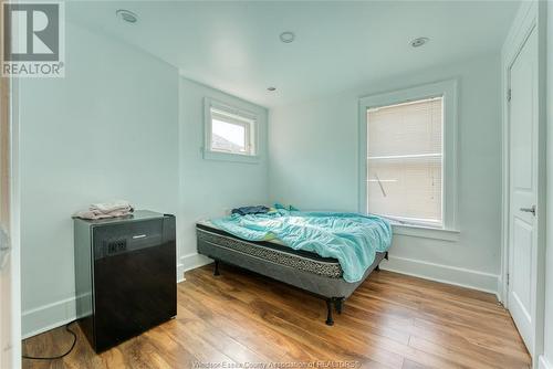 41 Giles East, Windsor, ON - Indoor Photo Showing Bedroom