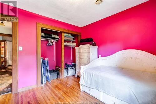 395 Kensington Boulevard, Tecumseh, ON - Indoor Photo Showing Bedroom