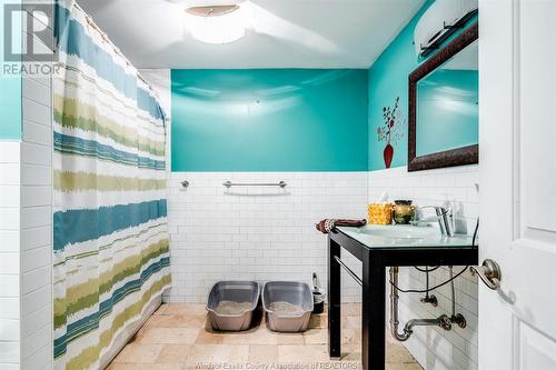 395 Kensington Boulevard, Tecumseh, ON - Indoor Photo Showing Bathroom