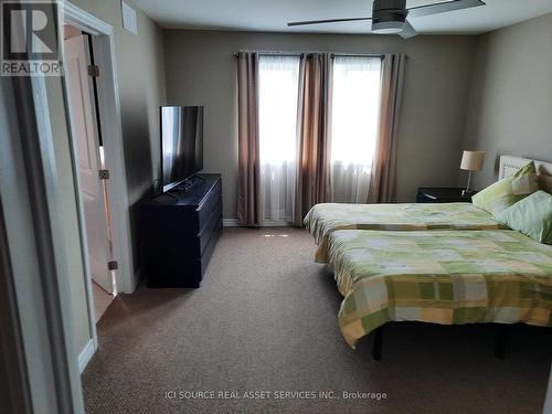 730 Teasel Way, Ottawa (Gloucester), ON - Indoor Photo Showing Bedroom