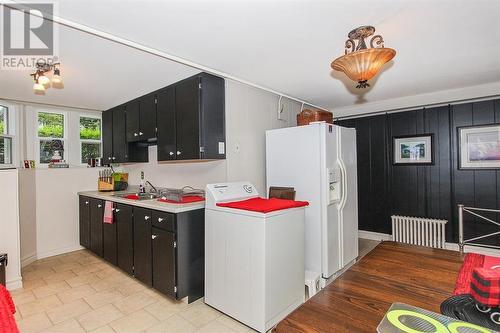 4 Park Place, St. John'S, NL - Indoor Photo Showing Laundry Room