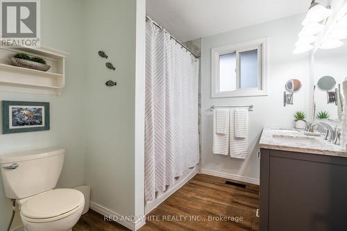 19 Sekura Place, Cambridge, ON - Indoor Photo Showing Bathroom