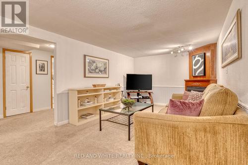 19 Sekura Place, Cambridge, ON - Indoor Photo Showing Other Room