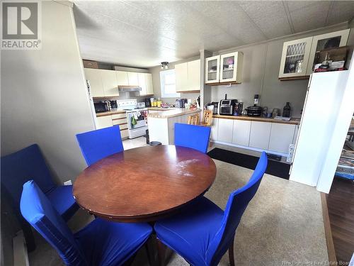 28 Parc P'Tiso Street, Edmundston, NB - Indoor Photo Showing Dining Room