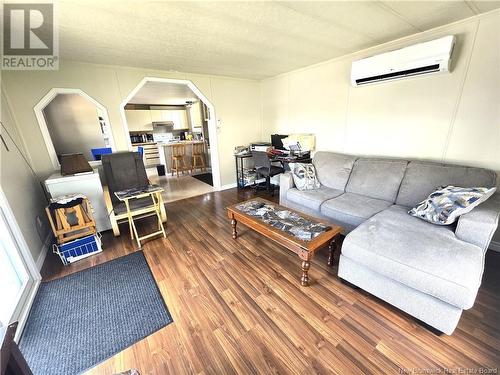 28 Parc P'Tiso Street, Edmundston, NB - Indoor Photo Showing Living Room