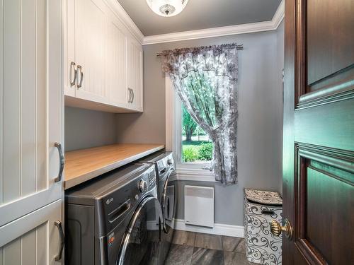 Salle de lavage - 2078 Ch. De Rive-De-La-Prairie, Stratford, QC - Indoor Photo Showing Laundry Room