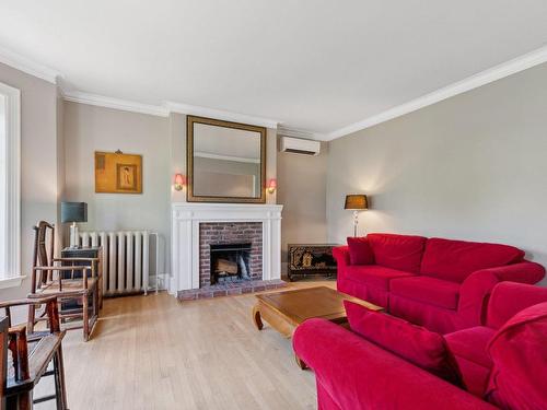 Living room - 3075 Av. De Trafalgar, Montréal (Ville-Marie), QC - Indoor Photo Showing Living Room With Fireplace