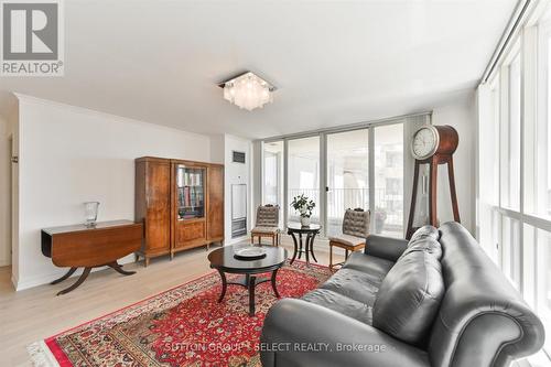 414 - 2285 Lake Shore Boulevard W, Toronto (Mimico), ON - Indoor Photo Showing Living Room