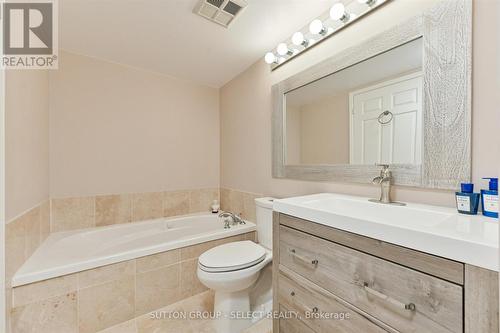 414 - 2285 Lake Shore Boulevard W, Toronto (Mimico), ON - Indoor Photo Showing Bathroom