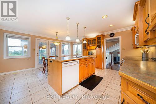 24518 Mccowan Road, Georgina, ON - Indoor Photo Showing Kitchen