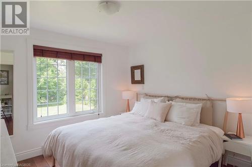 107 Woodland Crescent, Sauble Beach, ON - Indoor Photo Showing Bedroom