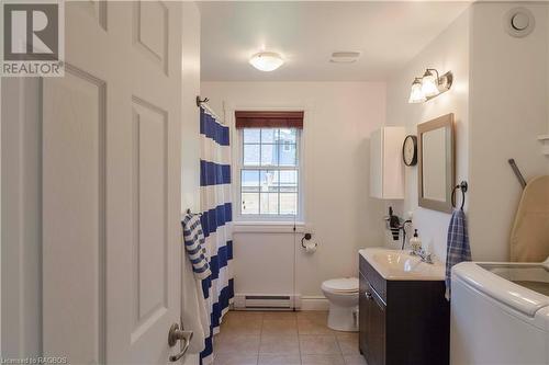 107 Woodland Crescent, Sauble Beach, ON - Indoor Photo Showing Bathroom