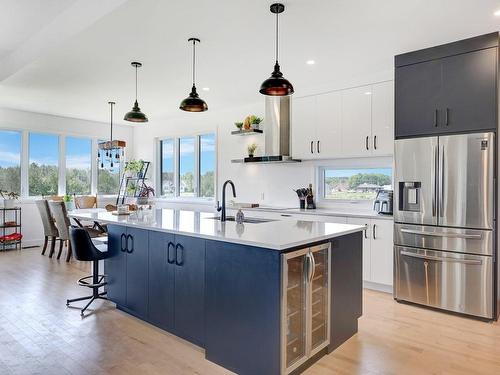 Cuisine - 605 Rue Des Frênes, Bedford - Canton, QC - Indoor Photo Showing Kitchen With Upgraded Kitchen