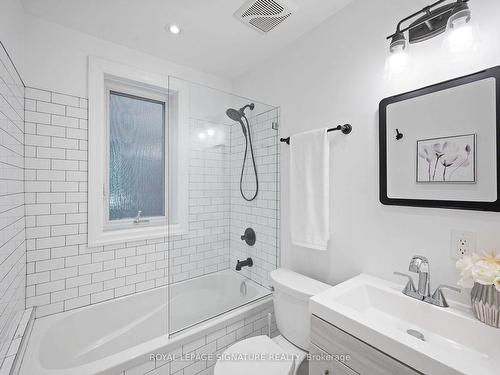 503 Windermere Ave, Toronto, ON - Indoor Photo Showing Bathroom