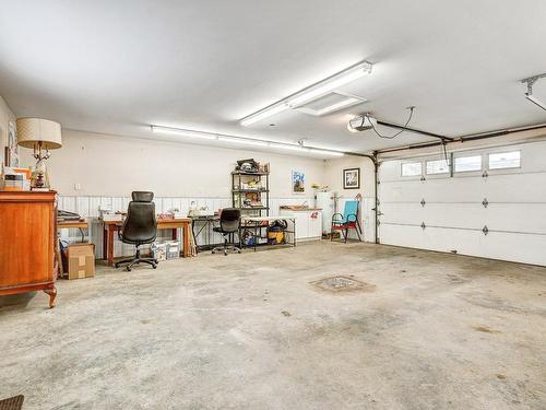 Garage - 5073 Rue Des Ormes, Contrecoeur, QC - Indoor Photo Showing Garage