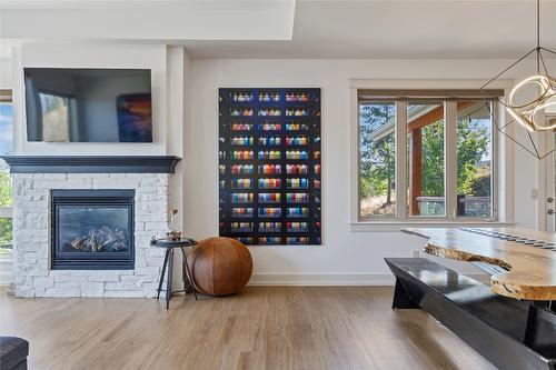 253 Dormie Place, Vernon, BC - Indoor Photo Showing Living Room With Fireplace