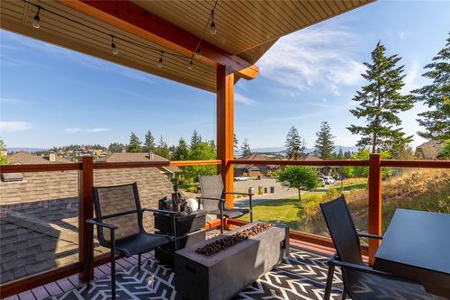 253 Dormie Place, Vernon, BC - Outdoor With Deck Patio Veranda With Exterior