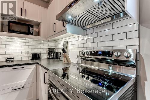 306 Harbord Street, Toronto (Palmerston-Little Italy), ON - Indoor Photo Showing Kitchen