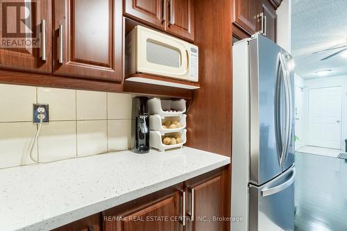 208 - 99 Blackwell Avenue, Toronto (Malvern), ON - Indoor Photo Showing Kitchen