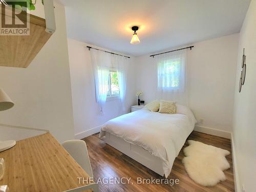 3459 Brennan Line, Severn (West Shore), ON - Indoor Photo Showing Bedroom