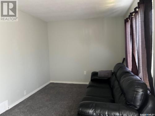 891 17Th Street W, Prince Albert, SK - Indoor Photo Showing Other Room