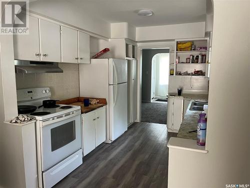 891 17Th Street W, Prince Albert, SK - Indoor Photo Showing Kitchen