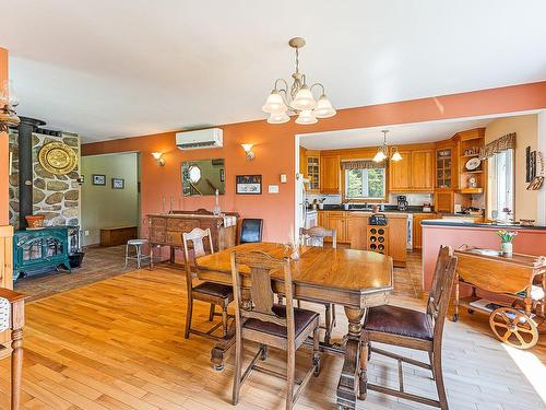 Living room - 1260 Ch. De Magoon Point, Stanstead - Canton, QC - Indoor Photo Showing Dining Room