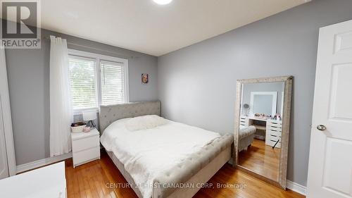 217 Colette Drive, London, ON - Indoor Photo Showing Bedroom