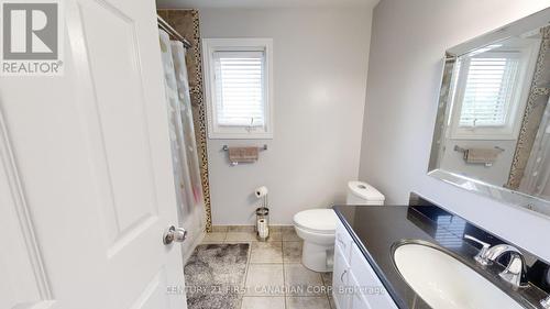 217 Colette Drive, London, ON - Indoor Photo Showing Bathroom