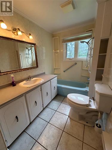 173 Ferndale Road, Ferndale Placentia, NL - Indoor Photo Showing Bathroom