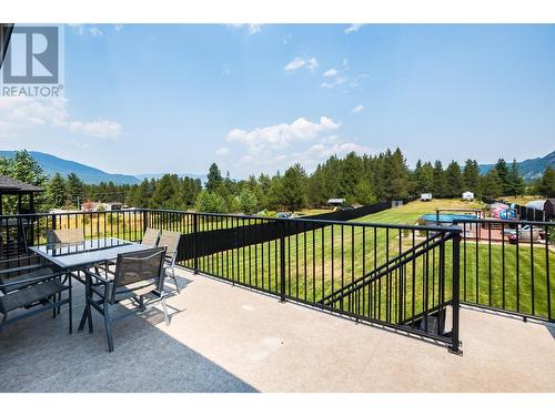 934 Hillview Road, Ootischenia, BC - Outdoor With Deck Patio Veranda