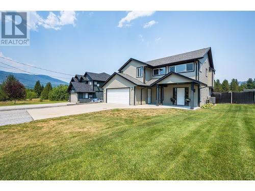 934 Hillview Road, Ootischenia, BC - Outdoor