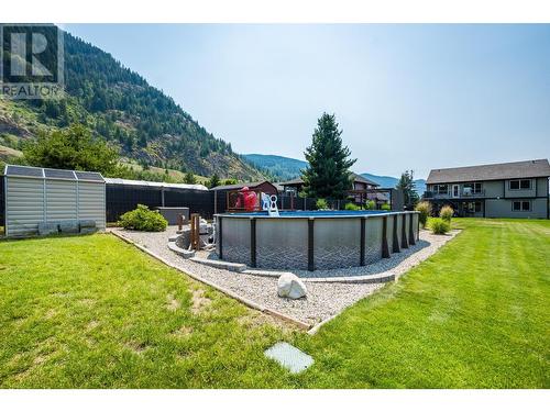 934 Hillview Road, Ootischenia, BC - Outdoor With Above Ground Pool