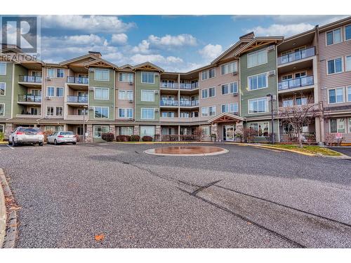 3735 Casorso Road Unit# 407, Kelowna, BC - Outdoor With Facade