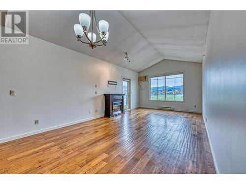 3735 Casorso Road Unit# 407, Kelowna, BC - Indoor With Fireplace