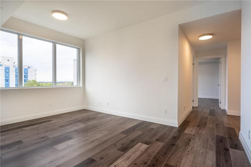 500 Brock Avenue|Unit #808, Burlington, ON - Indoor Photo Showing Other Room